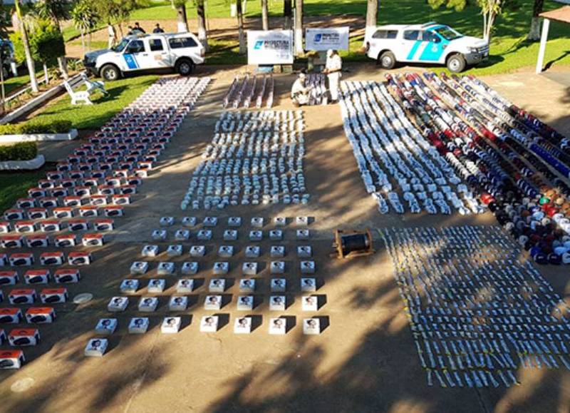 Resultado de imagen para Paso de los Libres (Corrientes) Prefectura naval secuestra contrabando