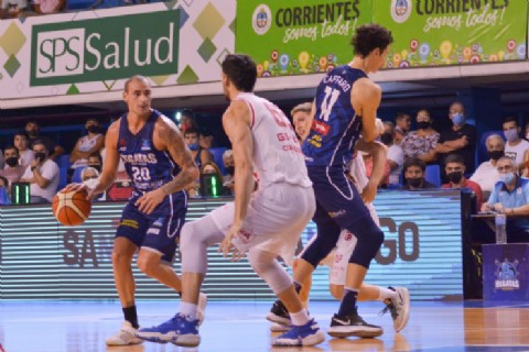 Regatas no pudo con Instituto y perdió 74 a 64 en un partido con mucha intensidad