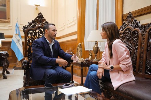 Valdés profundiza el diálogo con intendentes en busca de "una provincia fuerte"