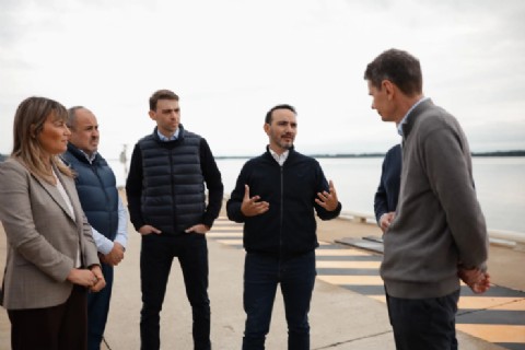 Valdés recibió al embajador de Austria y mostró el potencial del desarrollo correntino
