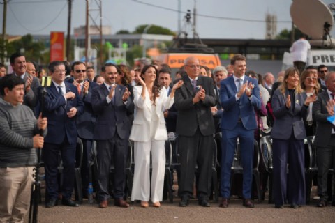 En Bella Vista, el gobernador Valdés ratificó el compromiso de invertir en obras estratégicas