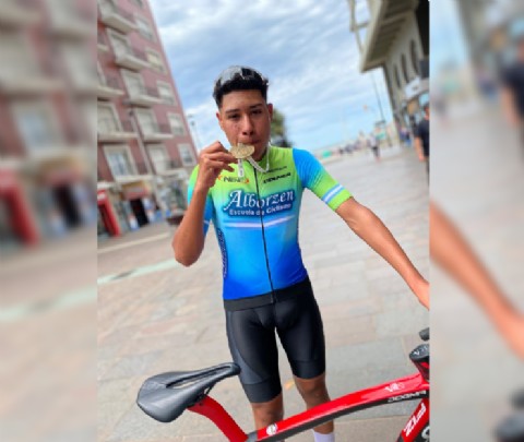 Juegos Nacionales Evita 2024: El ciclista Nicolás Almada logró medallas de oro y plata para Corrientes