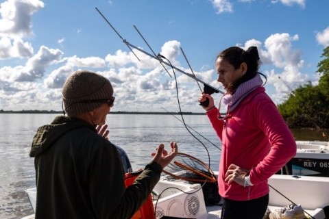 La investigadora Natalia Silva y un interesante proyecto social para preservar el dorado