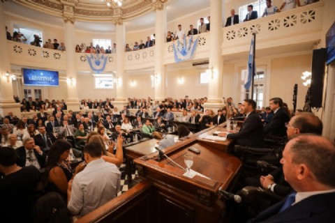 Valdés inauguró el Período Legislativo 2026 anunciando fuertes inversiones en infraestructura