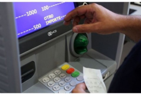 Valdés anunció el cronograma de pagos de noviembre para la Administración Pública