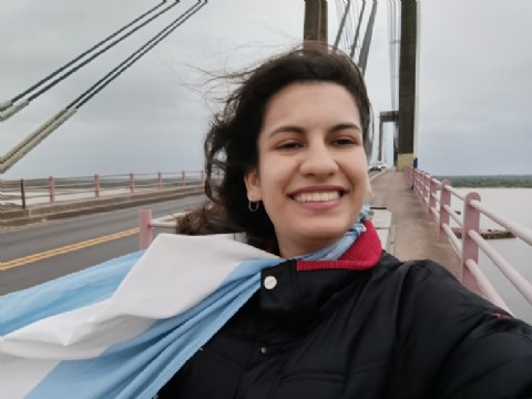 VIDEO | Rebeca Frades, un ángel del puente que patrulla salvando vidas