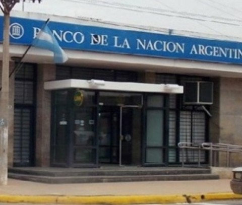 Anuncian cierre de sucursales del Banco Nación en municipios que "abusan con el cobro de tasas" a sus vecinos