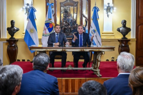 Valdés junto a Santilli: "El equilibrio fiscal es sano para todos"