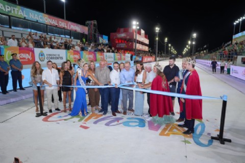 "Vamos a demostrar que la verdadera capital nacional es Corrientes", afirmó Juan Pablo Valdés al inaugurar el carnaval