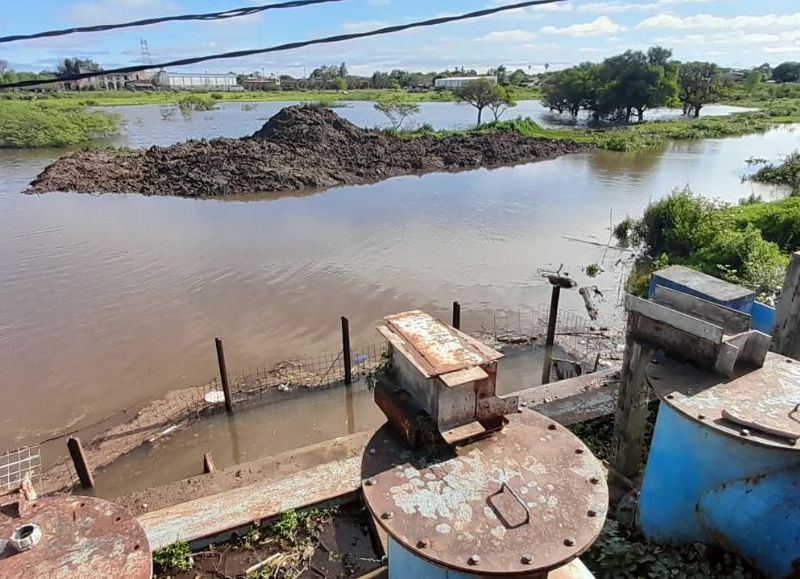 Monte Caseros: debido a la crecida del río Uruguay, tres familias fueron evacuadas