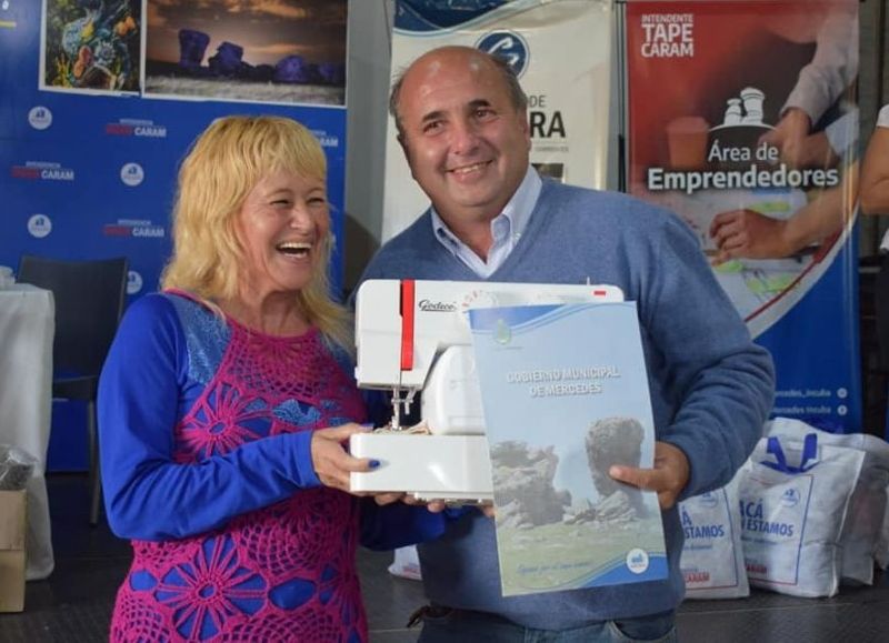 Mercedes: emprendedores locales recibieron insumos, maquinarias y herramientas