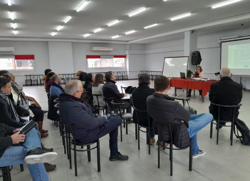 Provincia mantiene la capacitación a áreas económicas de Municipios