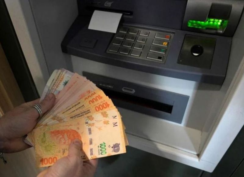 Valdés anunció el pago del plus de refuerzo para trabajadores estatales