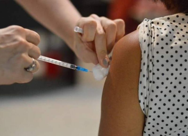 Se aplicará la cuarta dosis de la vacuna contra el Covid-19 a los que viajen al exterior