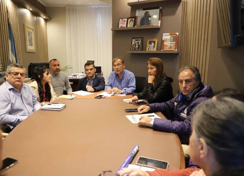 El ministro Cardozo se reunió con referentes del encuentro plurinacional