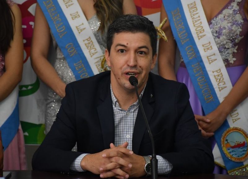 Bella Vista presentó la Fiesta de Pesca Embarcada en Casa de Gobierno