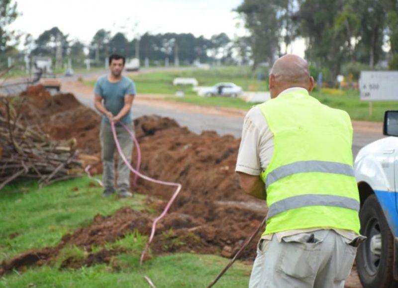 Inició la renovación total de la iluminación en la ruta de acceso a Paso de los Libres