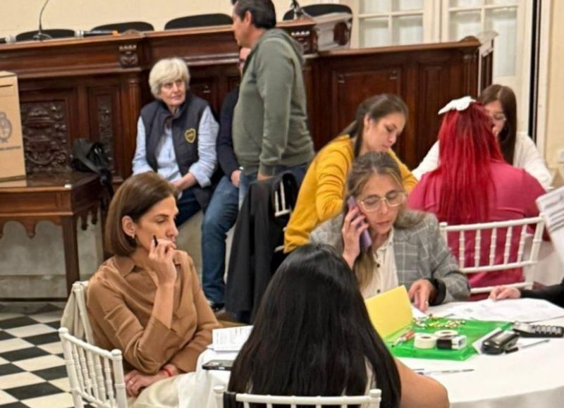 Arrancó el conteo definitivo de votos en la provincia, y ya fueron revisadas cerca de 1500 mesas