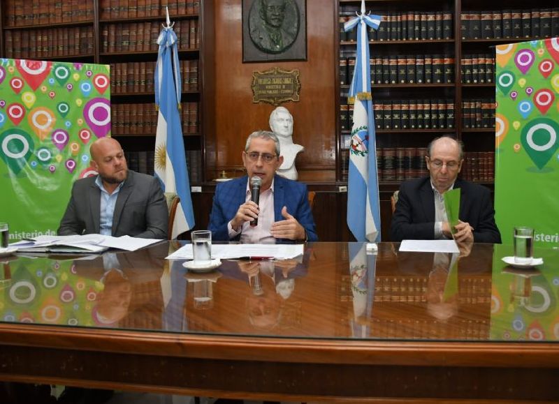 El Gobierno anunció un aumento salarial del 12 por ciento para los empleados públicos