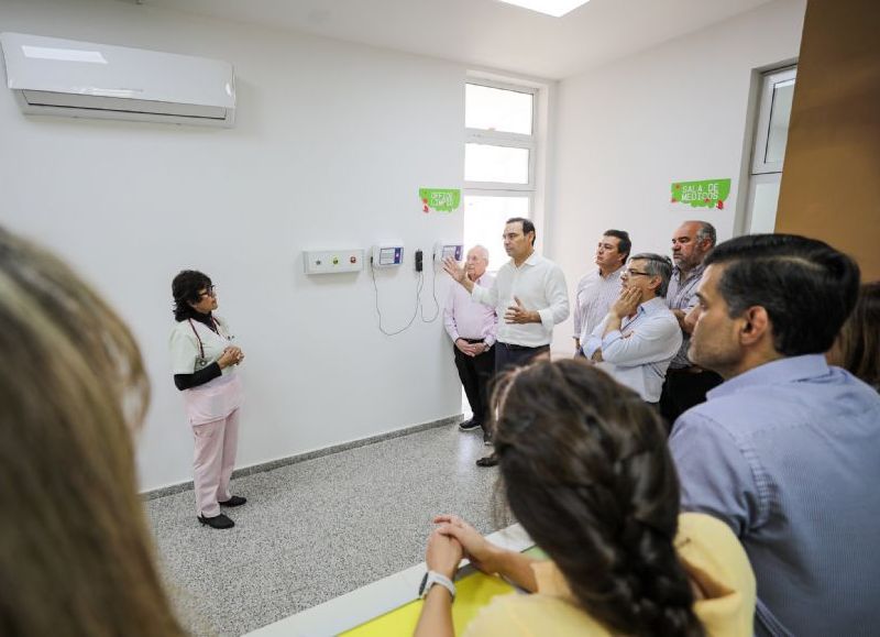 Valdés recorrió las obras de construcción del nuevo edificio del Hospital Pediátrico