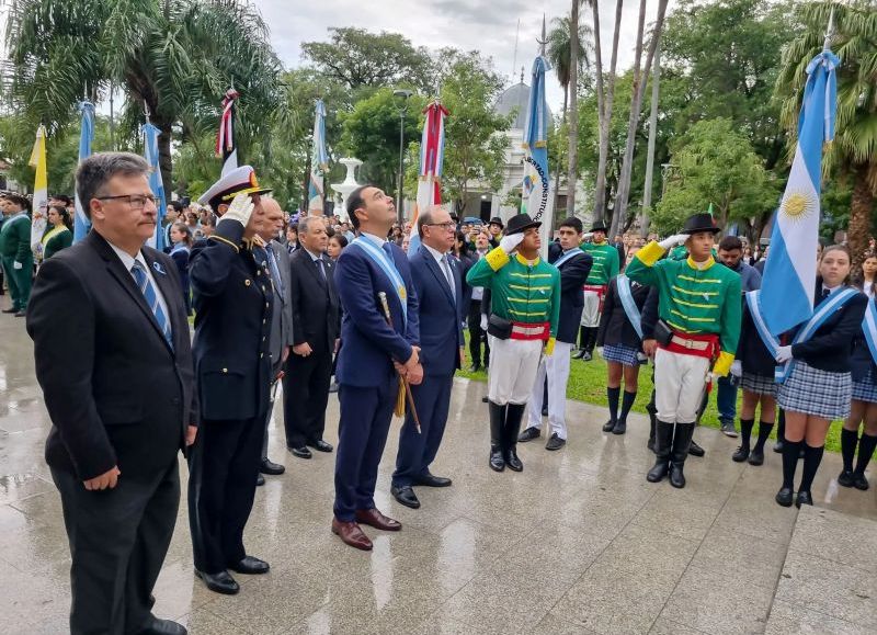 Valdés instó a “consolidar la Patria con desarrollo e industria”