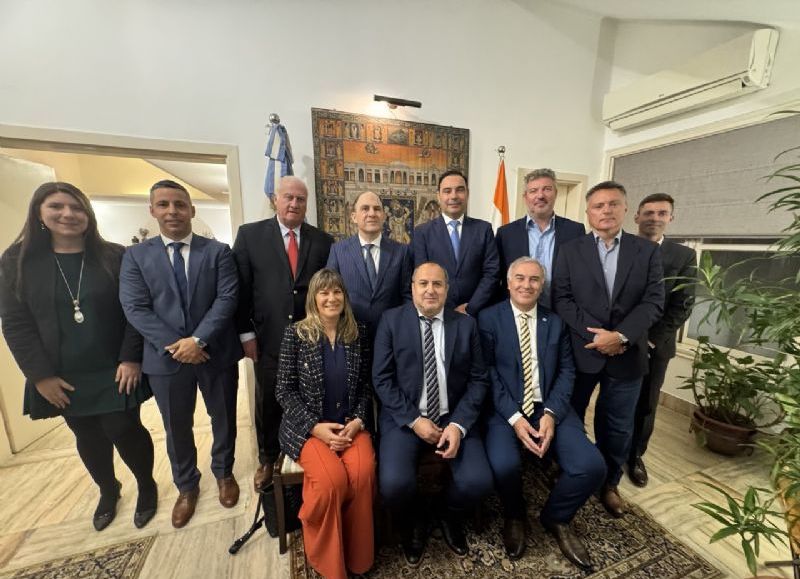 Valdés inició en India una nutrida agenda para ampliar mercados y atraer inversiones para Corrientes