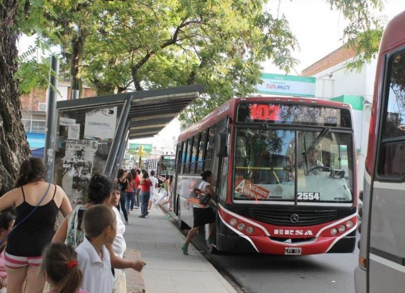 Tras manifestación de organizaciones sociales, se normalizó el servicio de transporte en la Capital