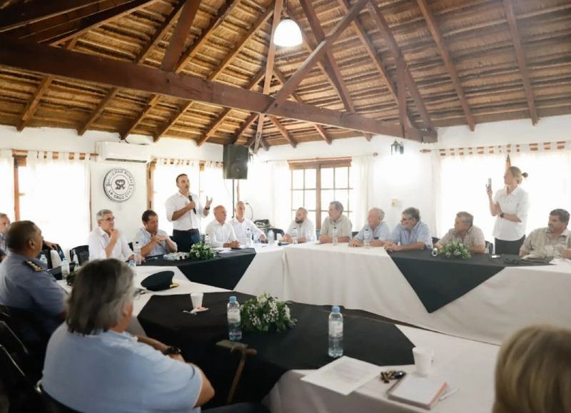 Valdés se reunió con representantes de la Asociación de Sociedades Rurales de Corrientes