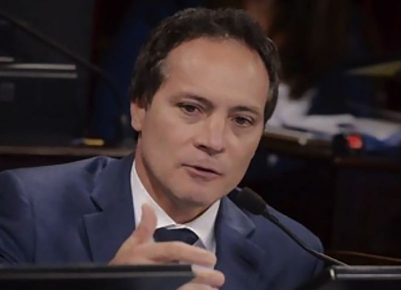 "Camau" Espínola garantizó que "el primer desafío será la generación de trabajo en la provincia"