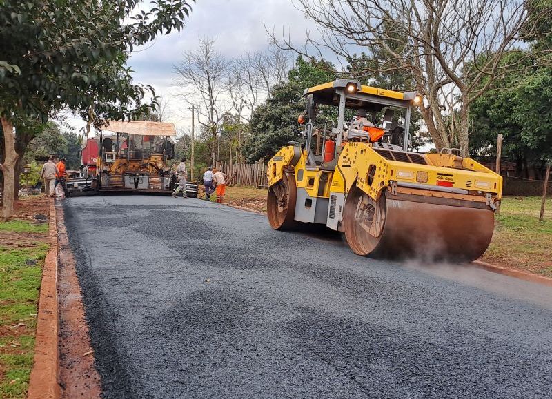 Valdés anunció la pavimentación de 20 cuadras en San Carlos