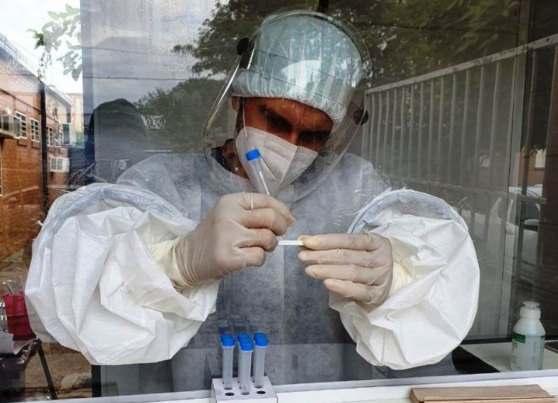 El CAPS 10 realiza alrededor de 150 testeos diarios en una zona populosa de la Capital