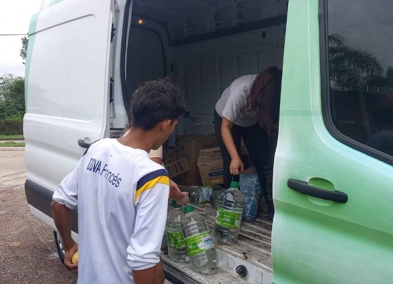 El Gobierno entregó 3600 viandas y brindó atención médica a los evacuados tras el temporal