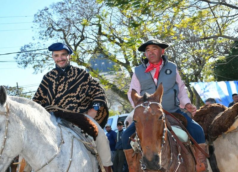 Junto al pueblo peregrino, Juan Pablo Valdés llegó a la Basílica de Itatí